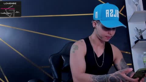 Snapshot of stefan_wonder_ chatting on 02/05/25, 02:26 Wonder online show from 02/05/25, 02:26