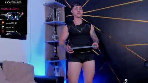 Snapshot of stefan_wonder_ chatting on 03/05/25, 09:04 Wonder online show from 03/05/25, 09:04