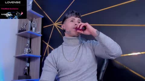 Snapshot of stefan_wonder_ chatting on 03/07/25, 08:11 Wonder online show from 03/07/25, 08:11