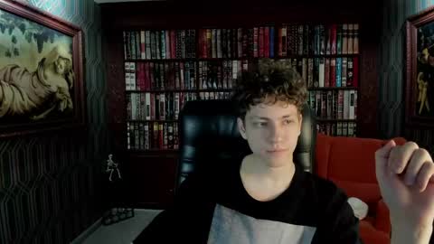 Esrefan online show from 04/11/26, 07:51