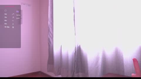 Snapshot of stefaniadiazz_ chatting on 01/27/25, 01:30 Stafania 3 online show from 01/27/25, 01:30