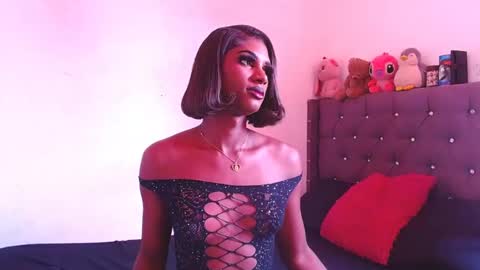 Snapshot of stefanny_2001 chatting on 01/25/25, 05:19 stefanny beautiful online show from 01/25/25, 05:19