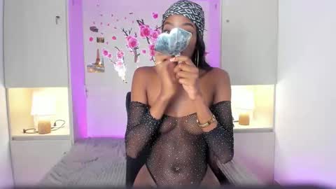 stefannyevans_ online show from 02/28/26, 12:50