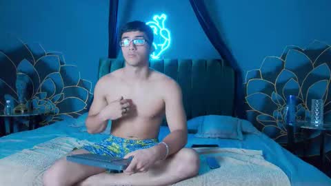 Stefano online show from 11/04/25, 12:26