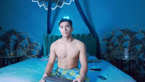 Stefano online show from 11/06/25, 12:28