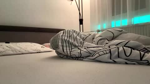 Snapshot of stefanomorelli chatting on 10/27/25, 07:29 stefanomorelli online show from 10/27/25, 07:29