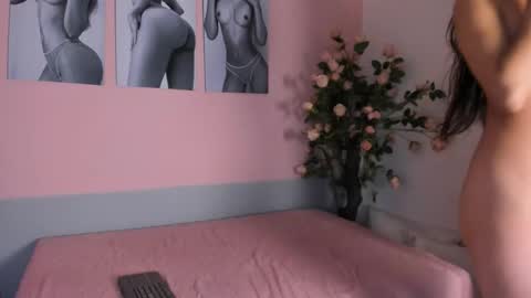 Snapshot of stefany_gonzales_ chatting on 11/23/25, 12:38 Stefany online show from 11/23/25, 12:38