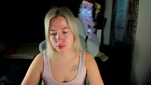 Stefany online show from 01/19/26, 04:27