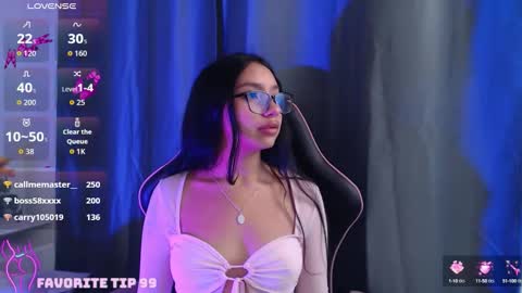 Stefanny lopez online show from 09/18/25, 11:34