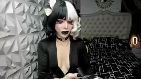Snapshot of stefanylangkat chatting on 04/17/26, 07:11 Jane online show from 04/17/26, 07:11