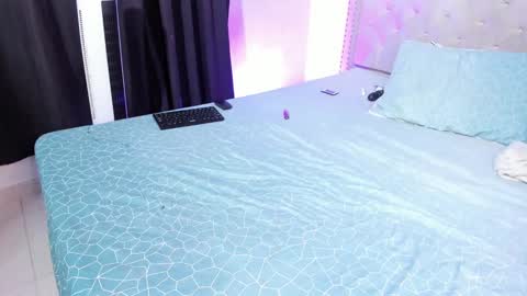 steffany_lopez_ online show from 01/14/25, 09:30