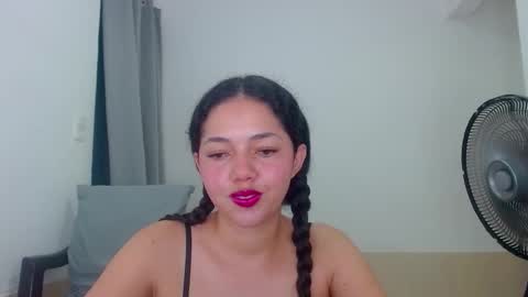 Snapshot of steffharris chatting on 09/25/25, 03:43 stefany online show from 09/25/25, 03:43