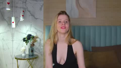 Stefie online show from 05/08/26, 05:46