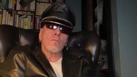 Slap online show from 03/23/26, 06:17
