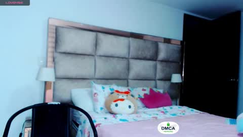 Stefany online show from 10/14/25, 11:38