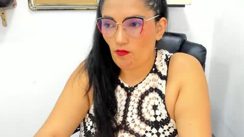 Stefy  online show from 05/04/26, 07:43