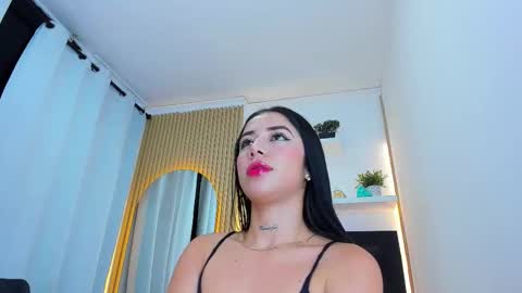 Steisy online show from 12/22/25, 02:03