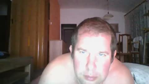 steki038434 online show from 05/03/26, 07:42
