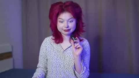 Snapshot of stela_vanila chatting on 11/11/25, 12:21 Stella online show from 11/11/25, 12:21