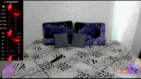 Snapshot of stella__cox chatting on 05/24/26, 10:09 Stella Cox online show from 05/24/26, 10:09