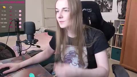 Snapshot of stella_and_carol chatting on 11/01/25, 03:36 Diana online show from 11/01/25, 03:36