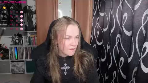 Snapshot of stella_and_carol chatting on 06/25/26, 01:15 Diana online show from 06/25/26, 01:15