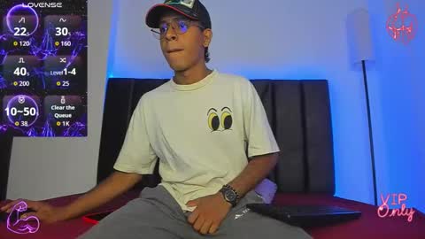 Snapshot of stella_drake chatting on 02/12/26, 02:23 Drake online show from 02/12/26, 02:23