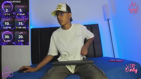 Snapshot of stella_drake chatting on 02/22/26, 01:31 Drake online show from 02/22/26, 01:31