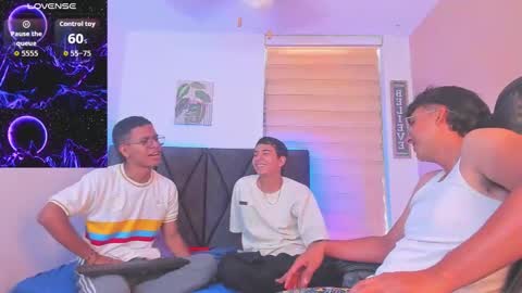 Snapshot of stella_drake chatting on 02/25/26, 02:16 Drake online show from 02/25/26, 02:16