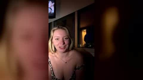 stella_faye online show from 07/26/26, 10:33
