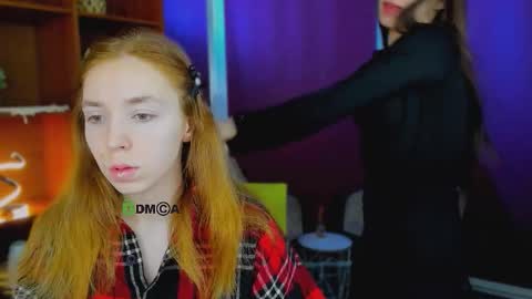 stella_flower online show from 03/29/26, 05:18