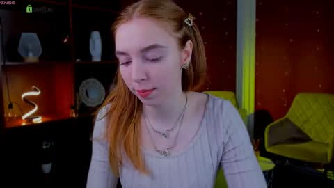 stella_flower online show from 04/21/26, 05:03