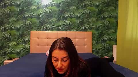 Stella John online show from 01/14/25, 07:38