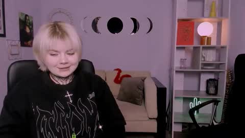 Stella online show from 01/16/26, 12:31