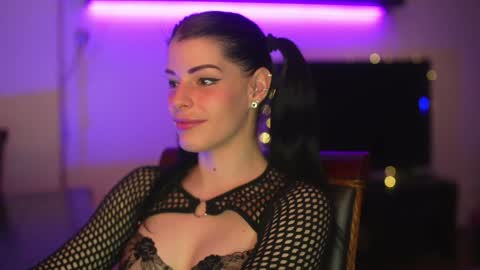 Stella online show from 12/03/24, 04:03