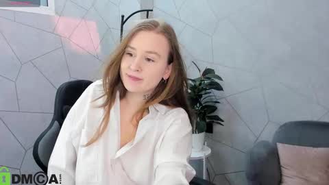 Snapshot of stella_soul chatting on 02/08/26, 09:23 Stella online show from 02/08/26, 09:23