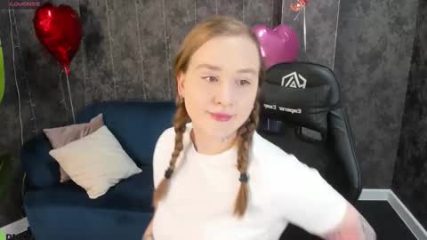 Snapshot of stella_soul chatting on 02/12/26, 09:26 Stella online show from 02/12/26, 09:26