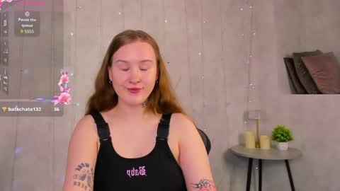 Stella online show from 04/10/26, 01:11