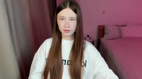Snapshot of stella_sunny chatting on 02/26/25, 11:37 stella_sunny online show from 02/26/25, 11:37