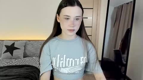 stella_sunny online show from 03/03/26, 05:19