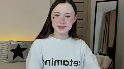 stella_sunny online show from 04/04/26, 12:42