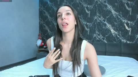 Stella online show from 03/31/26, 05:41