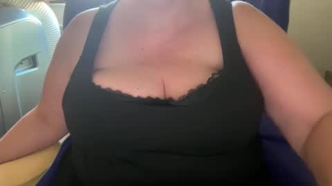 Snapshot of stellaaltamarea chatting on 09/25/25, 10:19 stellaaltamarea online show from 09/25/25, 10:19