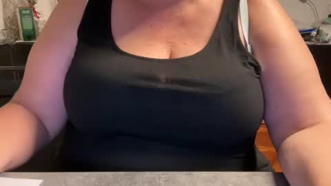 Snapshot of stellaaltamarea chatting on 09/30/25, 10:48 stellaaltamarea online show from 09/30/25, 10:48