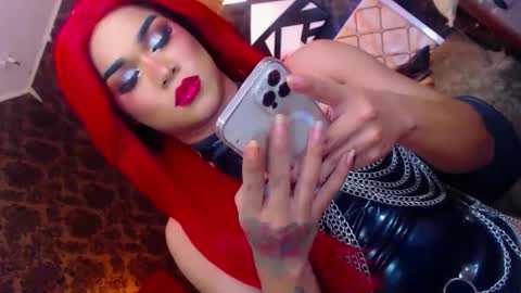 Snapshot of stellagrayts chatting on 12/14/24, 02:10 CALL ME STELLA online show from 12/14/24, 02:10