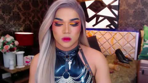 Snapshot of stellagrayts chatting on 01/01/25, 10:43 CALL ME STELLA online show from 01/01/25, 10:43