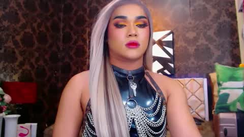 Snapshot of stellagrayts chatting on 01/04/25, 02:35 CALL ME STELLA online show from 01/04/25, 02:35