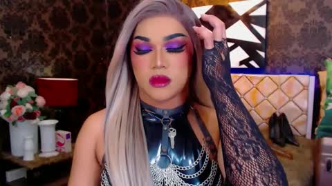 Snapshot of stellagrayts chatting on 01/10/25, 09:34 CALL ME STELLA online show from 01/10/25, 09:34