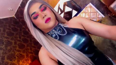 Snapshot of stellagrayts chatting on 01/24/25, 12:52 CALL ME STELLA online show from 01/24/25, 12:52