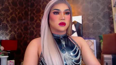 Snapshot of stellagrayts chatting on 02/05/25, 09:57 CALL ME STELLA online show from 02/05/25, 09:57